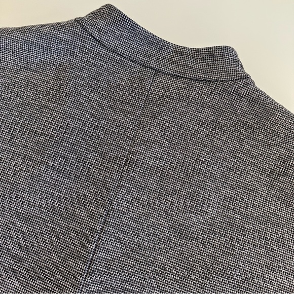 Banana Republic | Black & White Collarless Blazer | Size XL - Picture 11 of 16